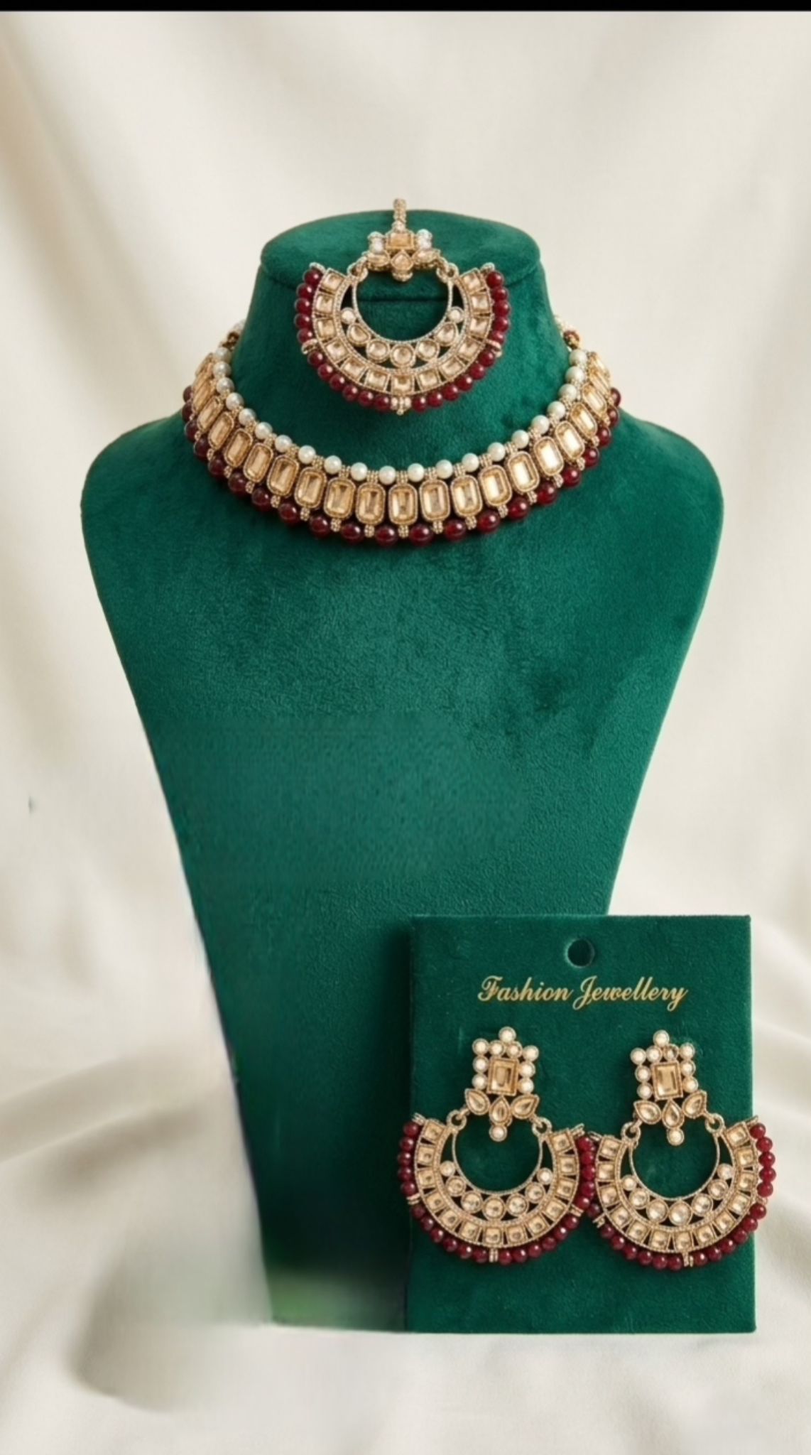 Necklace Set